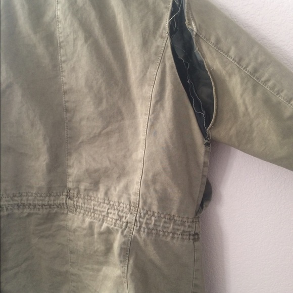 SOLD In Bundle 🔻🔻🔻🔻🔻 - Picture 4 of 4