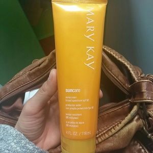 Mary Kay suncare sunscreen