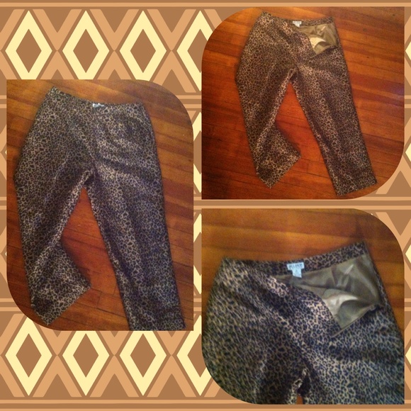 Allison Taylor 100% silk Capri's