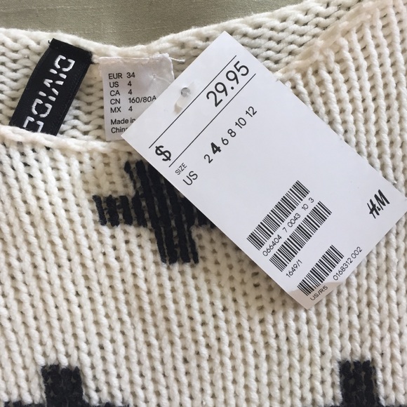 Cream & black sweater - Picture 2 of 3