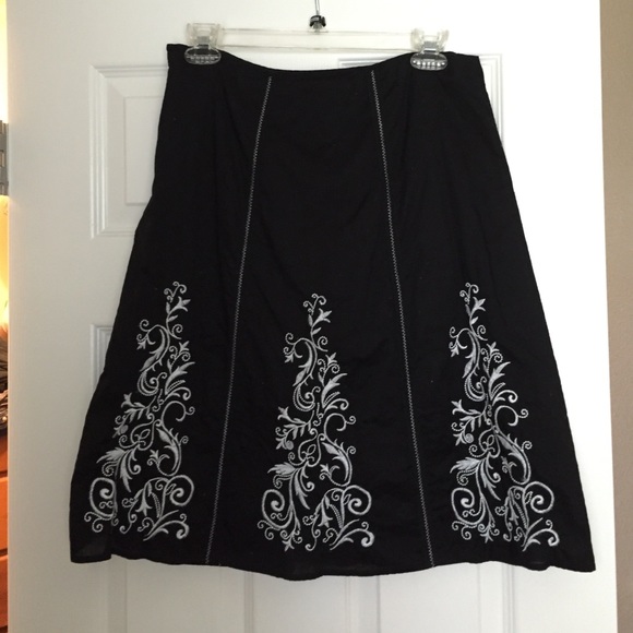 Black skirt