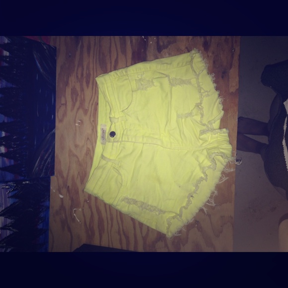 High waisted shorts - Picture 1 of 1