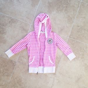 Quarter sleeve jacket