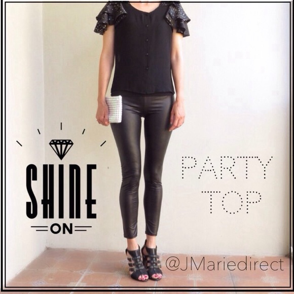 Starry pattern sleeve chiffon top in black