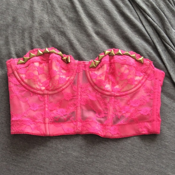 CUTEEEE pink bustier
