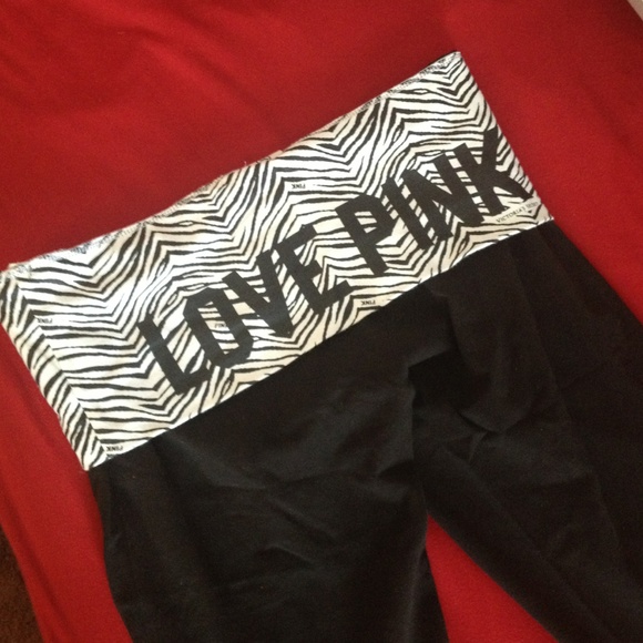 Victoria's Secret Yoga Capris Medium