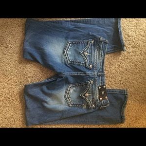 Gently used boot miss me