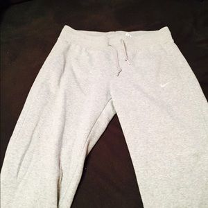 Light gray Nike sweatpants