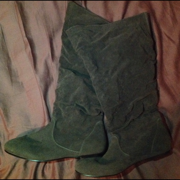 Size 10 wide calf boot