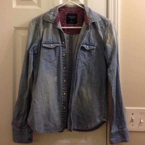 American Eagle Chambray Shirt