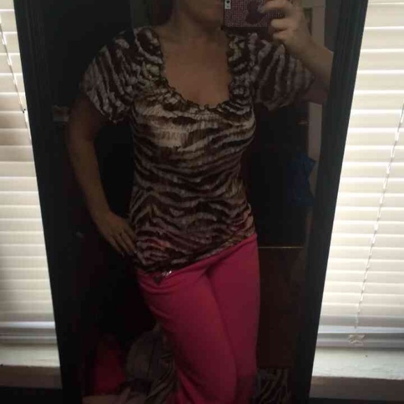 Shirt - Picture 2 of 3