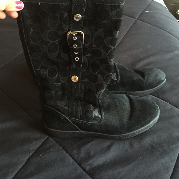 Super comfortable and warm Coach boots