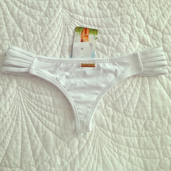 San Lorenzo white bikini bottom