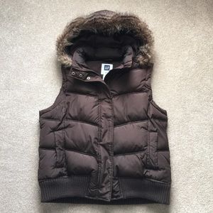 brown Gap puffer vest