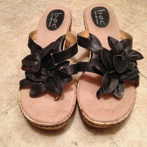 Black Heeled Sandal NWOT