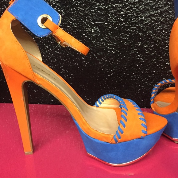 Stilettos - Picture 4 of 4