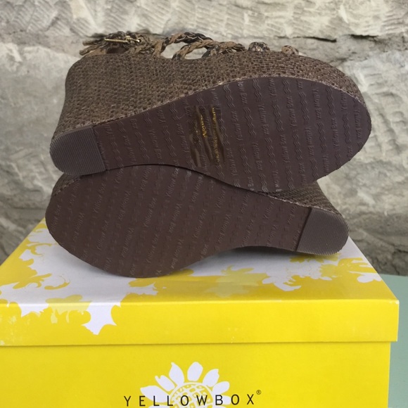 Yellow Box Shoes - Picture 3 of 3