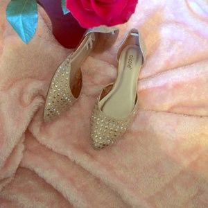 Gold flats !!🌸🌸