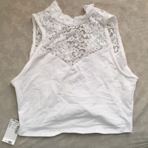 ✨✨Mandee's White Lace Crop Top ✨✨
