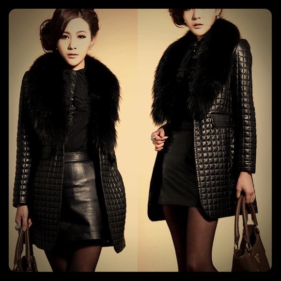 Wenxi Black Fur Coat