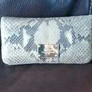 Micheal kors snakeskin wallet
