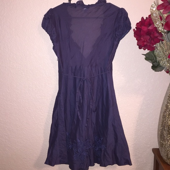 Lulumari Embroidered Dress - Picture 3 of 4