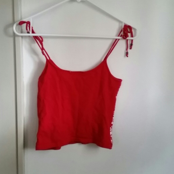 ***SOLD IN BUNDLE***Bandana top size S - Picture 2 of 4