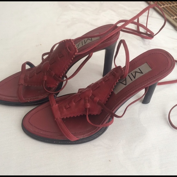 MIA leather redwine sandals - Picture 2 of 5