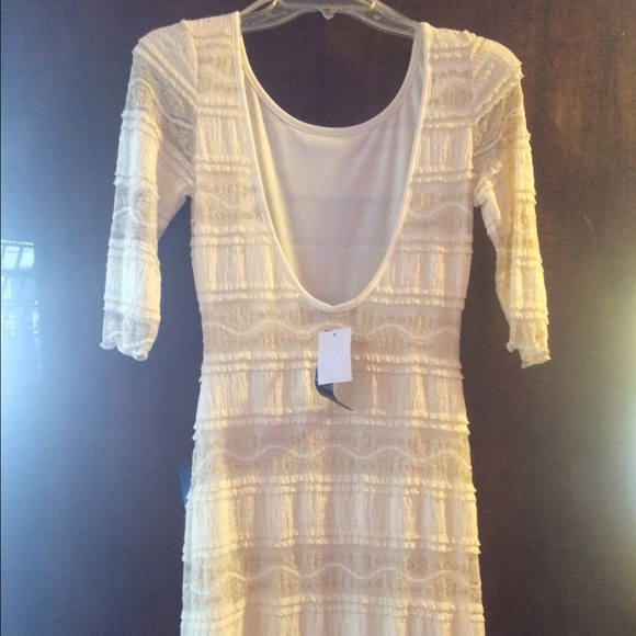 I'AM Ivory Lurex Lace Dresse - Picture 2 of 3