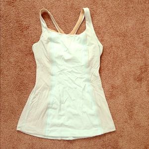 Sale!! Lululemon workout top sz4 light Aqua