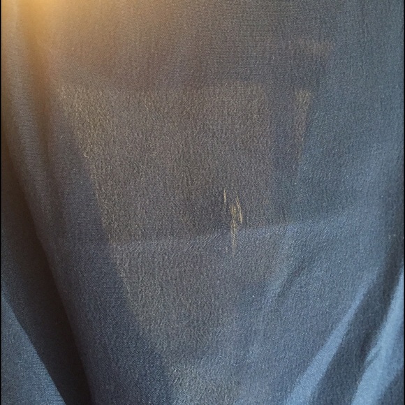 SOLD in bundle. Navy Saks silk blouse - Picture 4 of 4