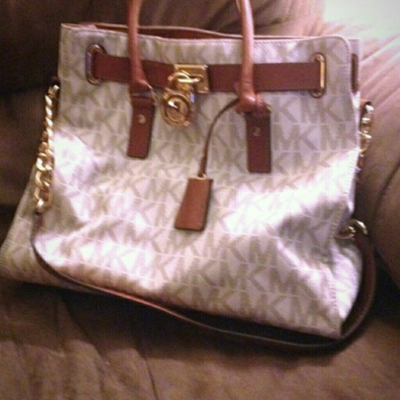❌❌❌SOLD ❌❌MICHAEL KORS HANDBAG