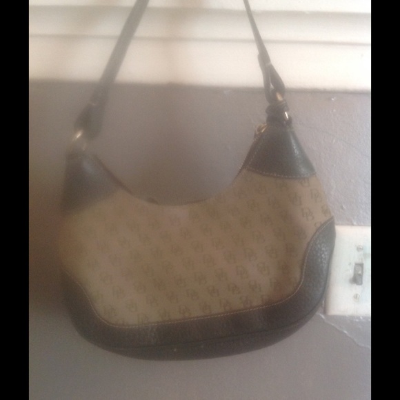 Dooney bourke - Picture 2 of 2