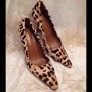 Vntg BCBGeneration Leopard Calf-Hair Sz 6.5😻‼️