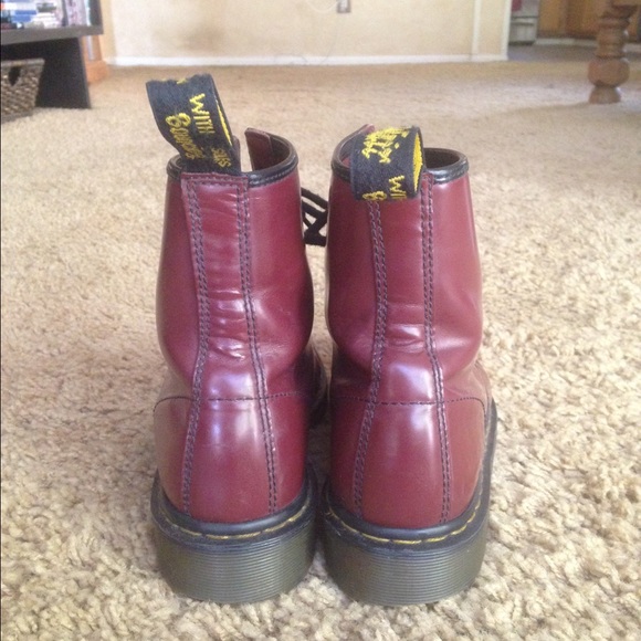 Burgundy Doc Martins size 7 - Picture 3 of 4