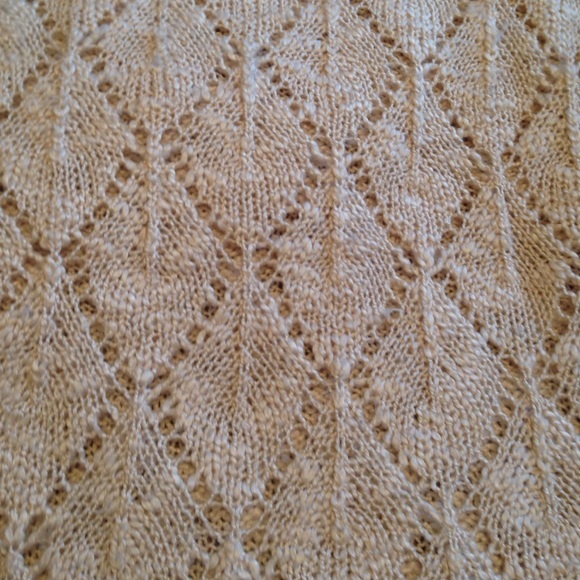 Cream sweater - Picture 3 of 3