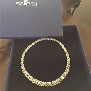 Swarovski crystal collar necklace!