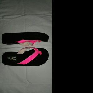 Neon Pink flip flops