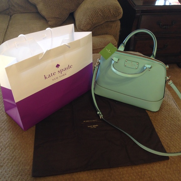 kate spade Handbags - Kate spade wellesly