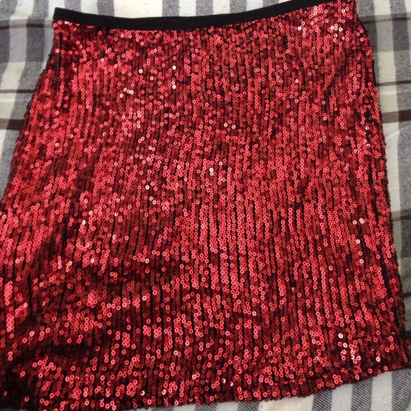 Sparkly red mini skirt❗️❗️❗️❗️