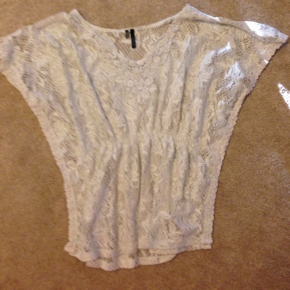 Lace short sleeve top - Picture 1 of 4
