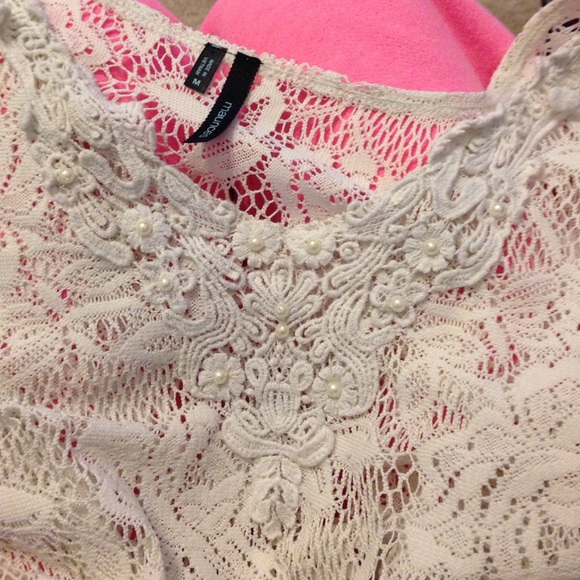 Lace short sleeve top - Picture 2 of 4