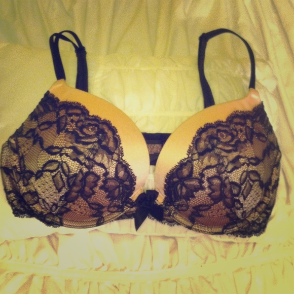 Victoria's Secret bra