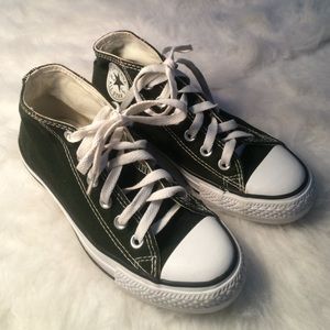 Black mid Converse