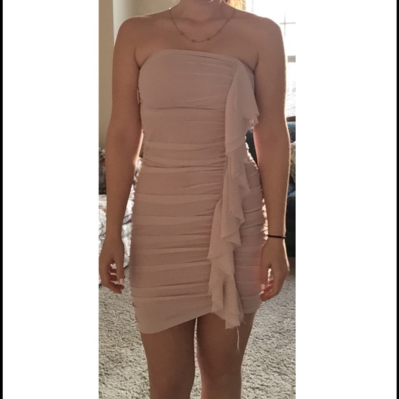 Express blush cocktail dress new with tags! - Picture 2 of 3