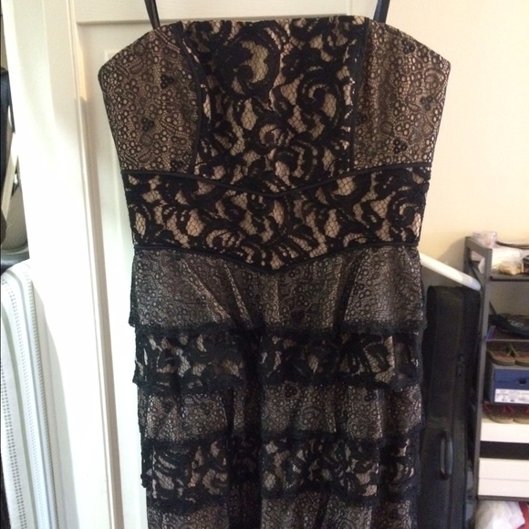 BCBGMaxAzria Ellie Mixed Lace Strapless Dress - Picture 2 of 4