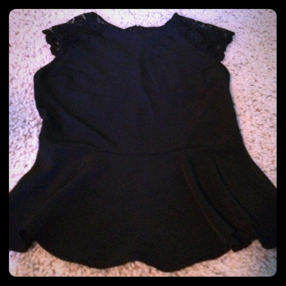 Cute black top!
