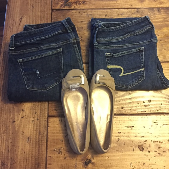Bundle American eagle jeans and tan flats