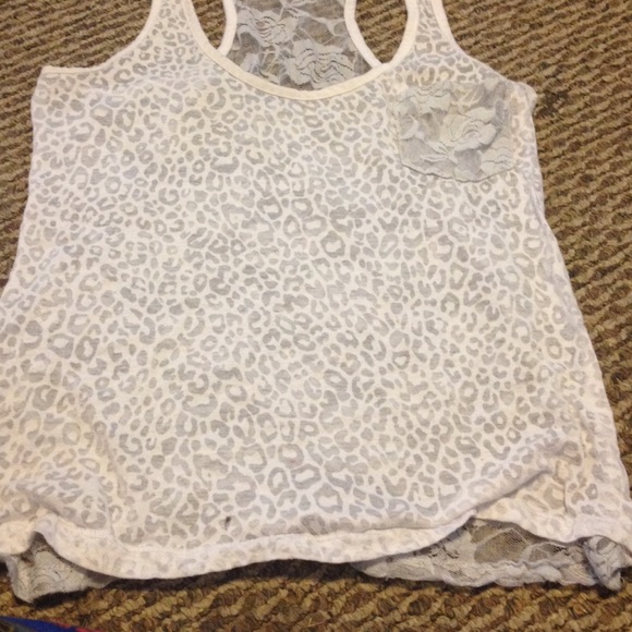 Lacey tank