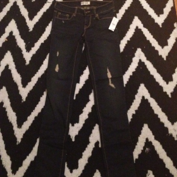 Bullhead skinny jeans